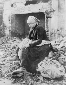 learning-of-german-retreat-from-her-district-french-woman-returns-to-find-her-home-a-heap-of-ruins_compressed1-232x300
